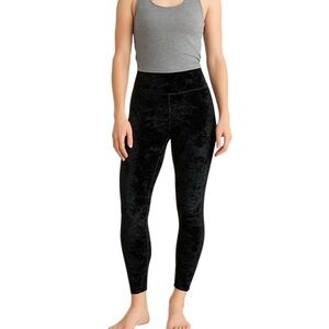 Victoria’s Secret PINK Medium Black Crushed Velvet Leggings Workout Athleisure
